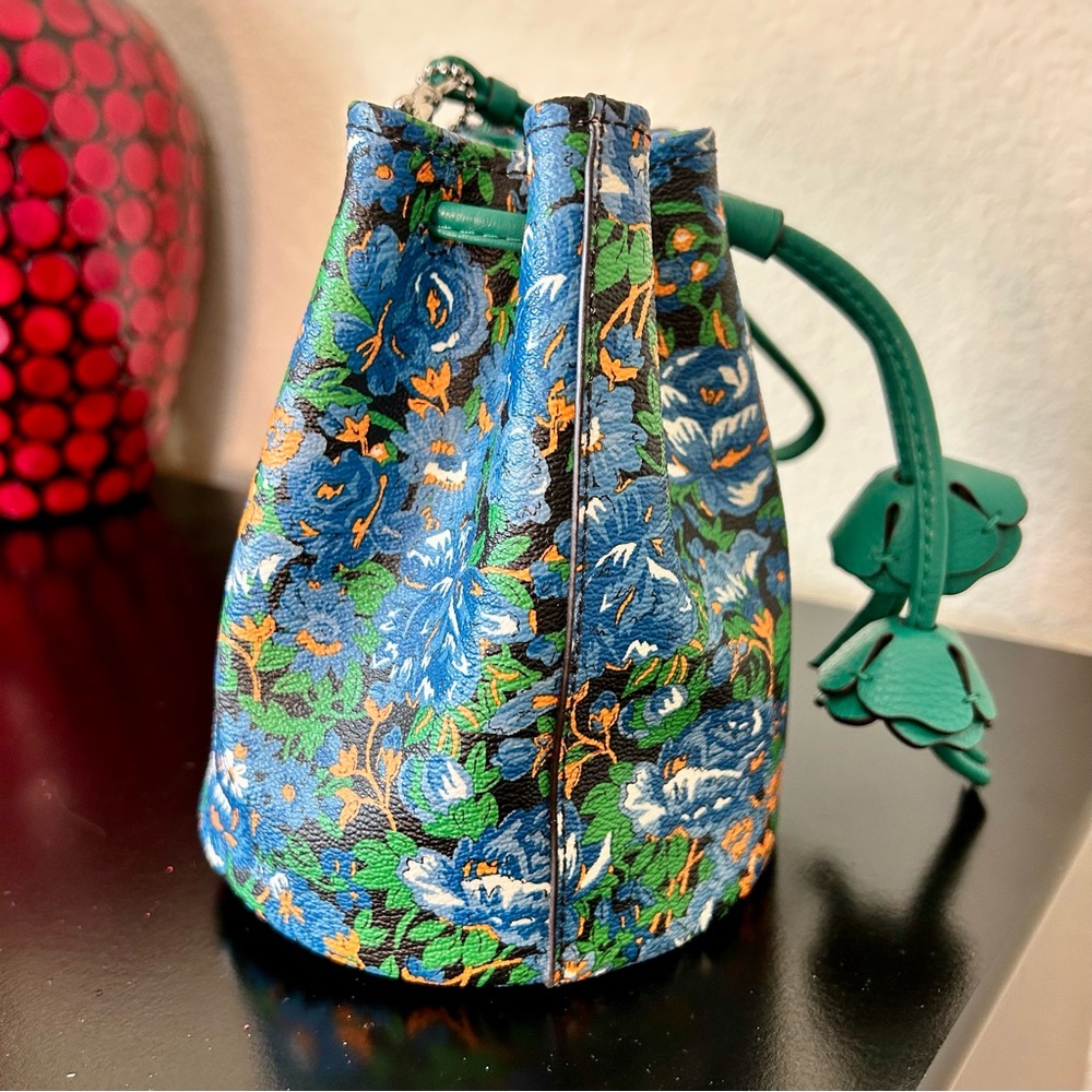 Coach Petal Coated Canvas Bucket Wristlet in Rose Meadow Floral Print - Picture 8 of 17